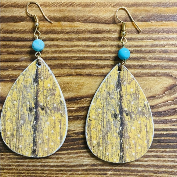 Handmade paper distressed wood earrings. - Picture 2 of 3